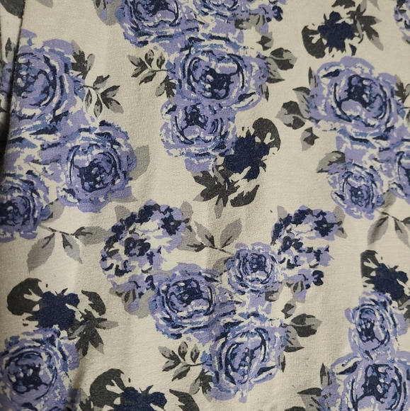 Latched Mama Floral hoodie, xsmall - Picture 6 of 7